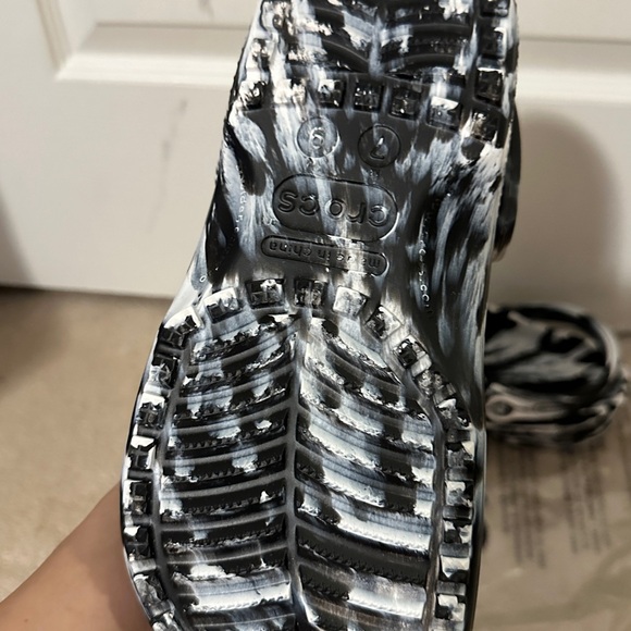 Crocs Classic Marbled Crocs - Picture 3 of 3